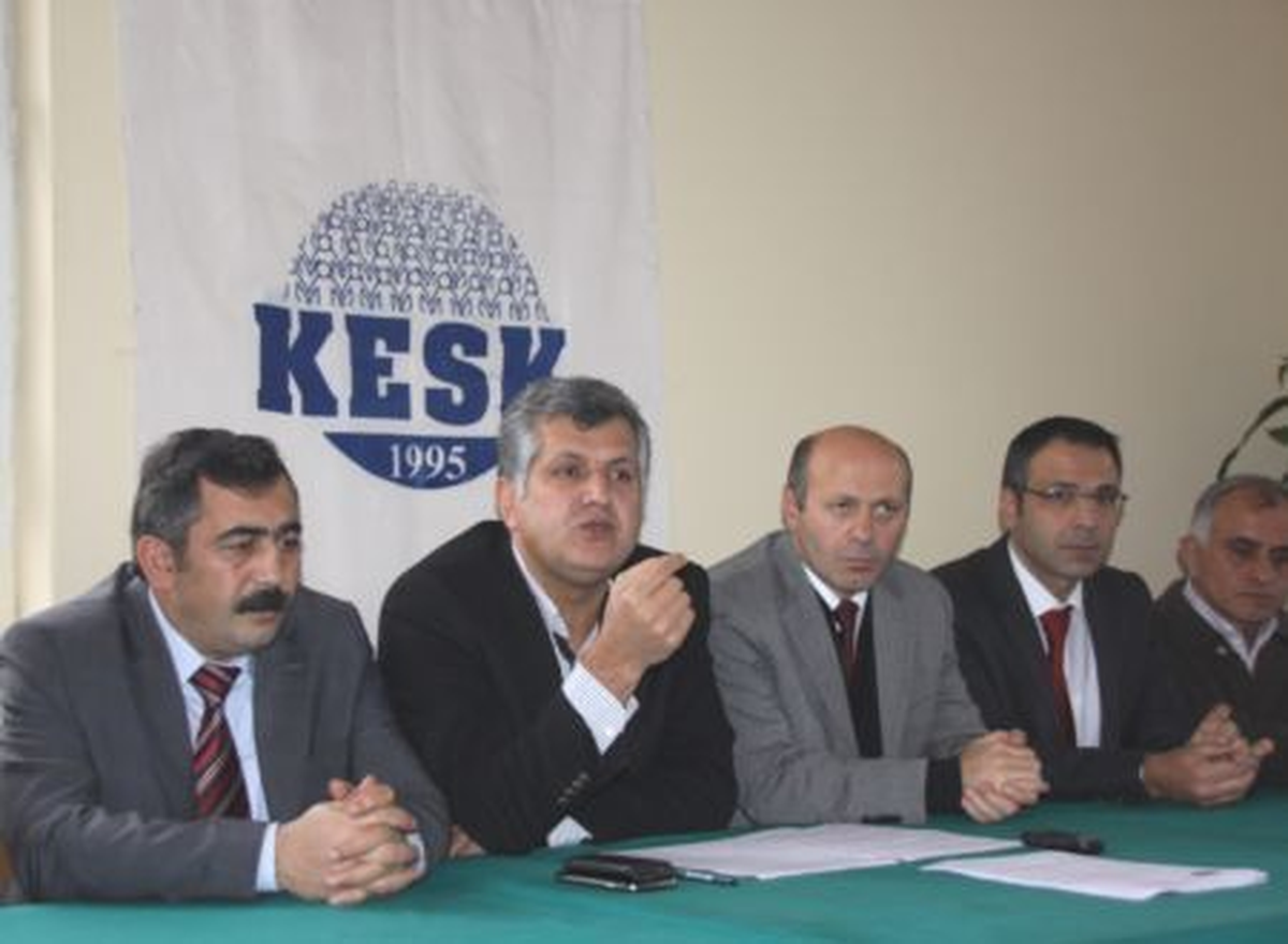 Kesk, Eyleme Hazırlanıyor