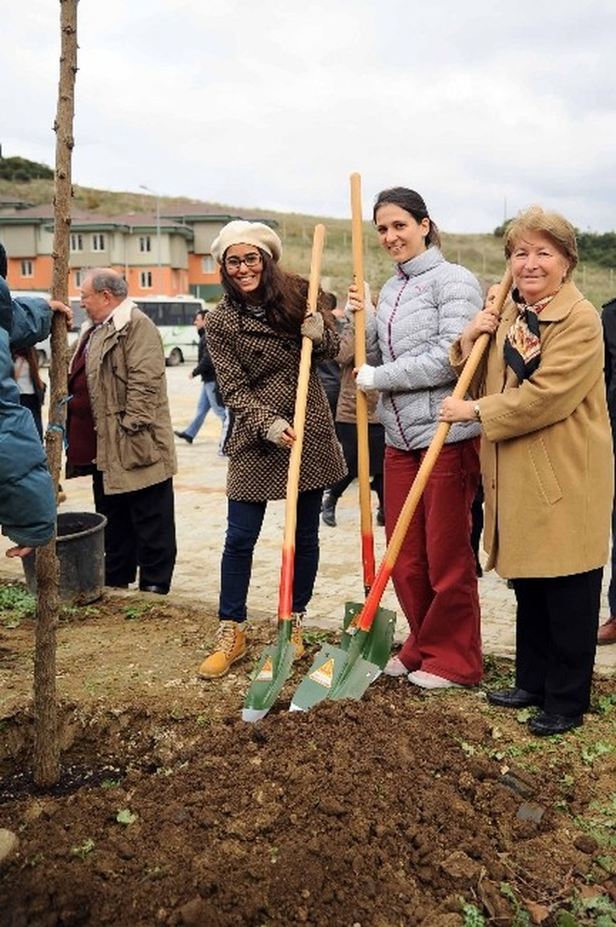 Koü Umuttepe Yerleşkesine Bin Ağaç Dikildi