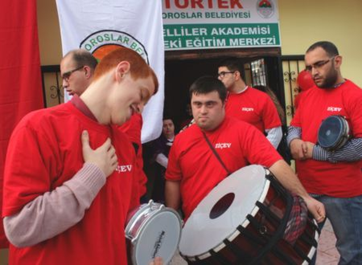 Mersin\'de Engelliler Akademisi Açıldı