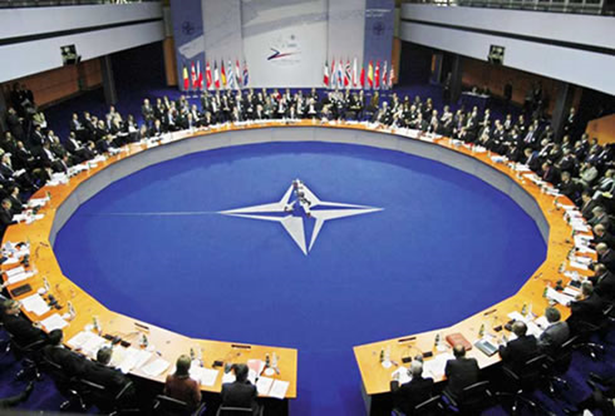 NATO Dışişleri Bakanları Toplanıyor