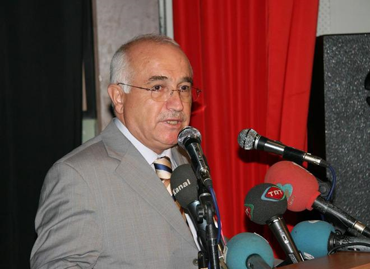 TBMM Çiçek, Yasin Aktay\'ın Sözlerini Değerlendirdi: Asla Kabul Edilemez