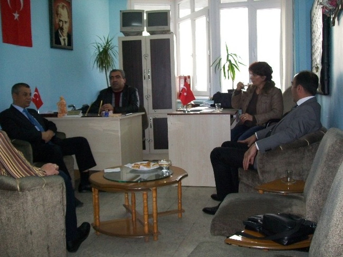 Türk Sağlık Sen\'den \'Umudun Çocukları Derneği\'ne Ziyaret