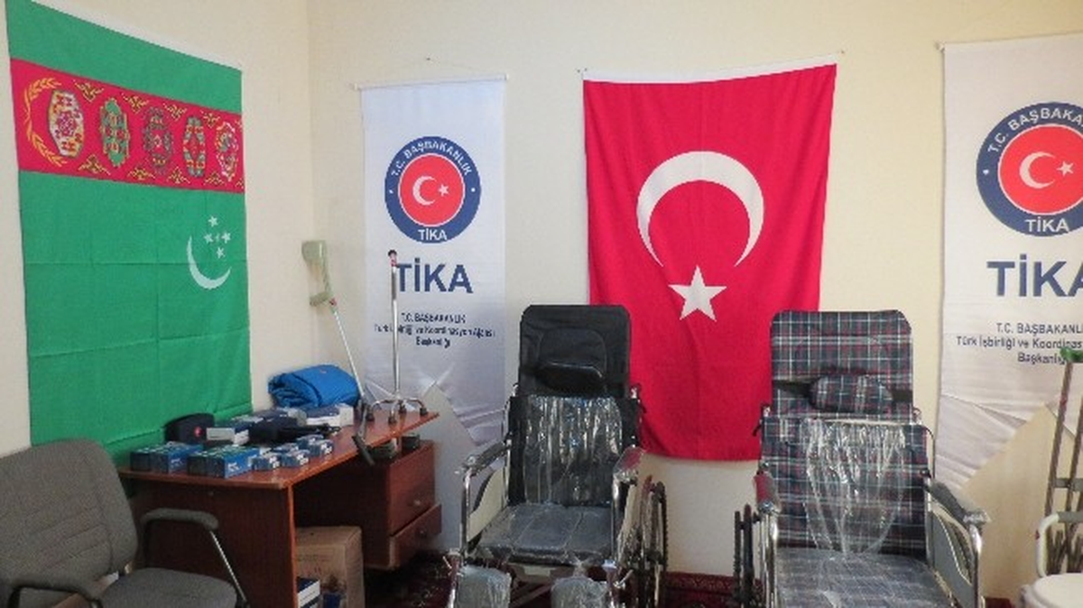 Türkmenistan\'da Engellilere Yardım