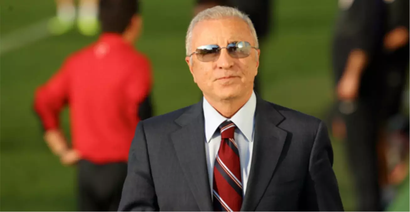 Ünal Aysal, Mancini'nin Yerine Lucescu'yu Getirmek İstiyor