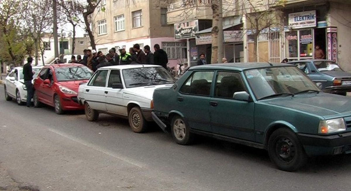 Adıyaman\'da Zincirleme Trafik Kazası Meydana Geldi