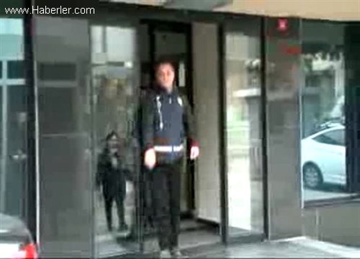 Babasını Öldüren Zanlı Adliyeye Sevk Edildi