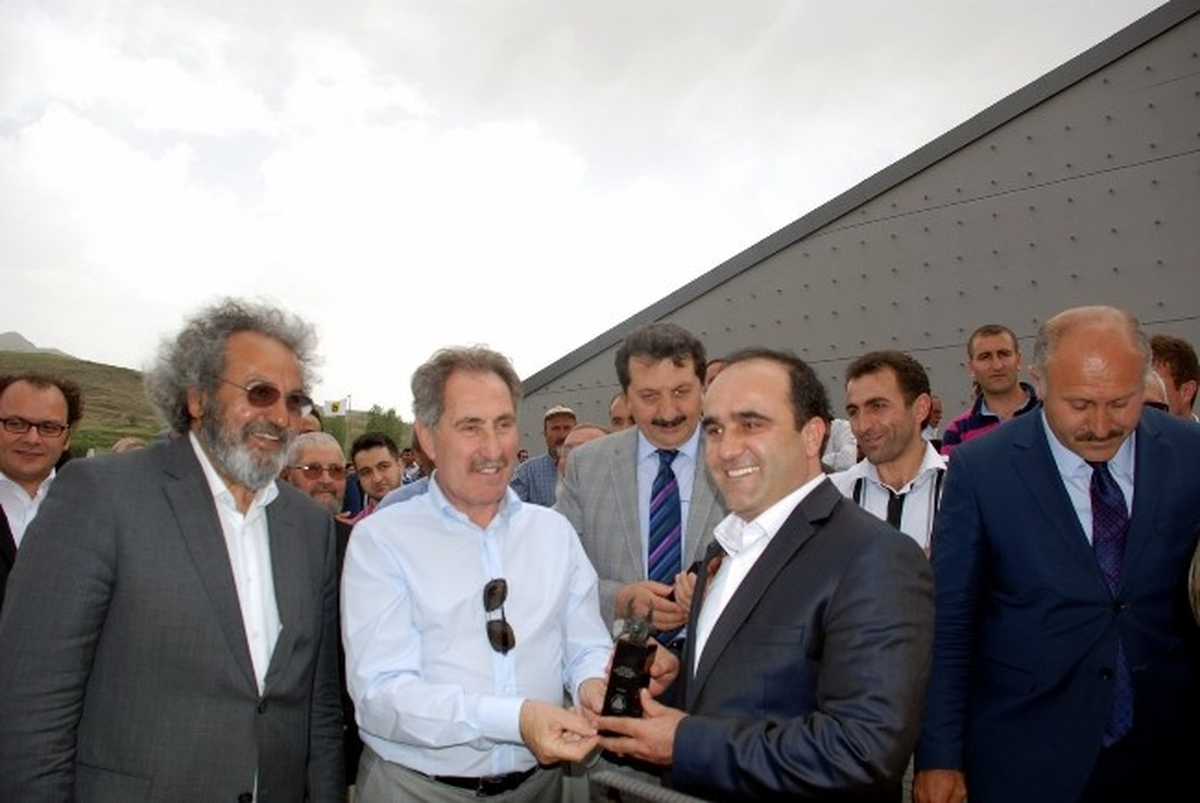 Bayburt Milletvekili Bünyamin Özbek\'den 2014 Avrupa Konseyi Müze Ödülüne Layık Görülen " Baksı...