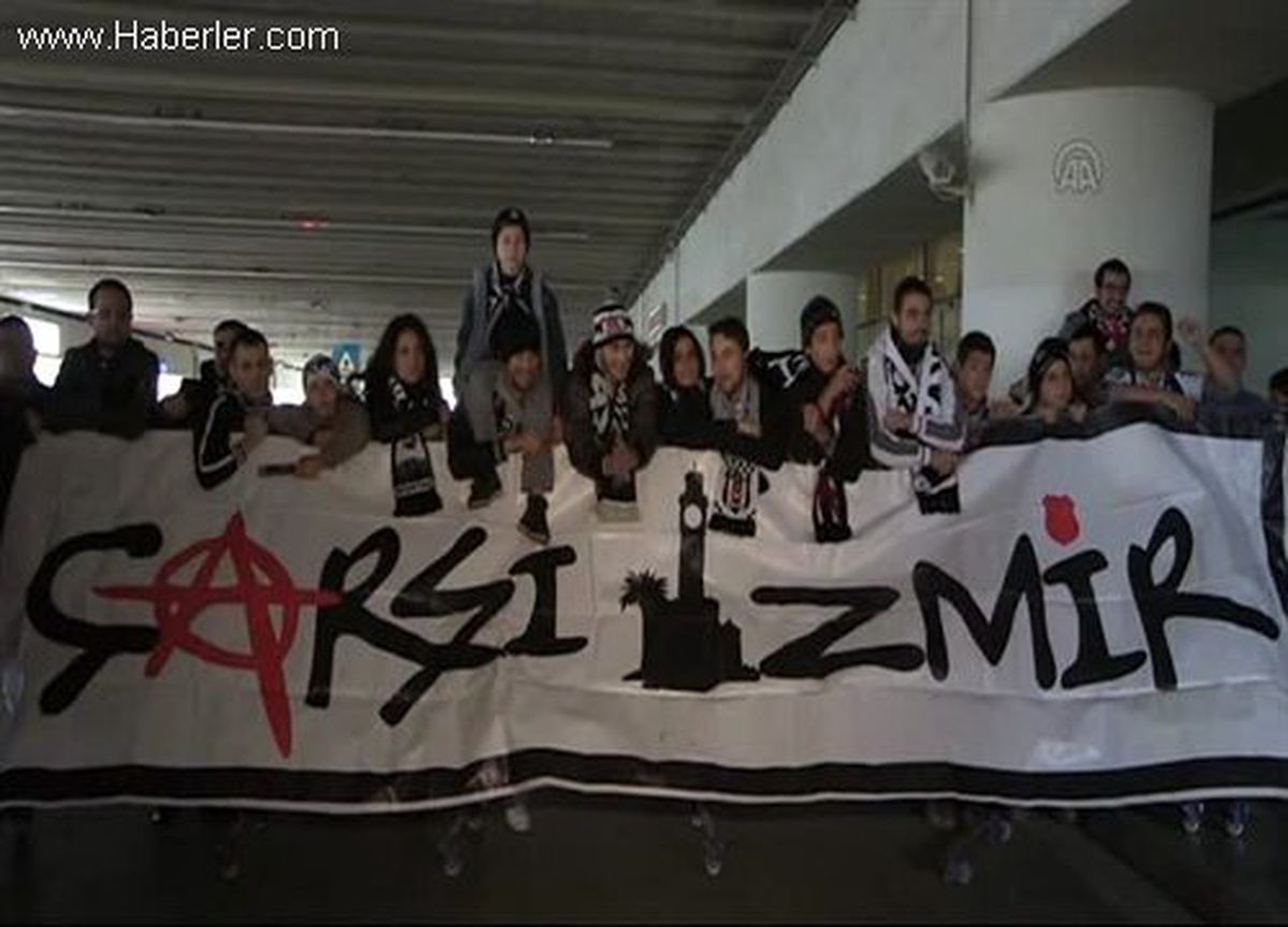 Beşiktaş İzmir\'e geldi