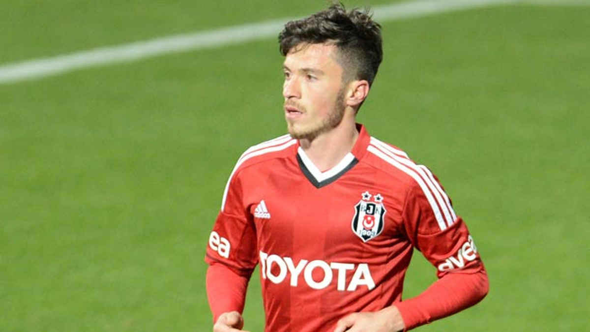 Beşiktaş\'ta Gökhan Süzen Kadro Dışı Bırakıldı