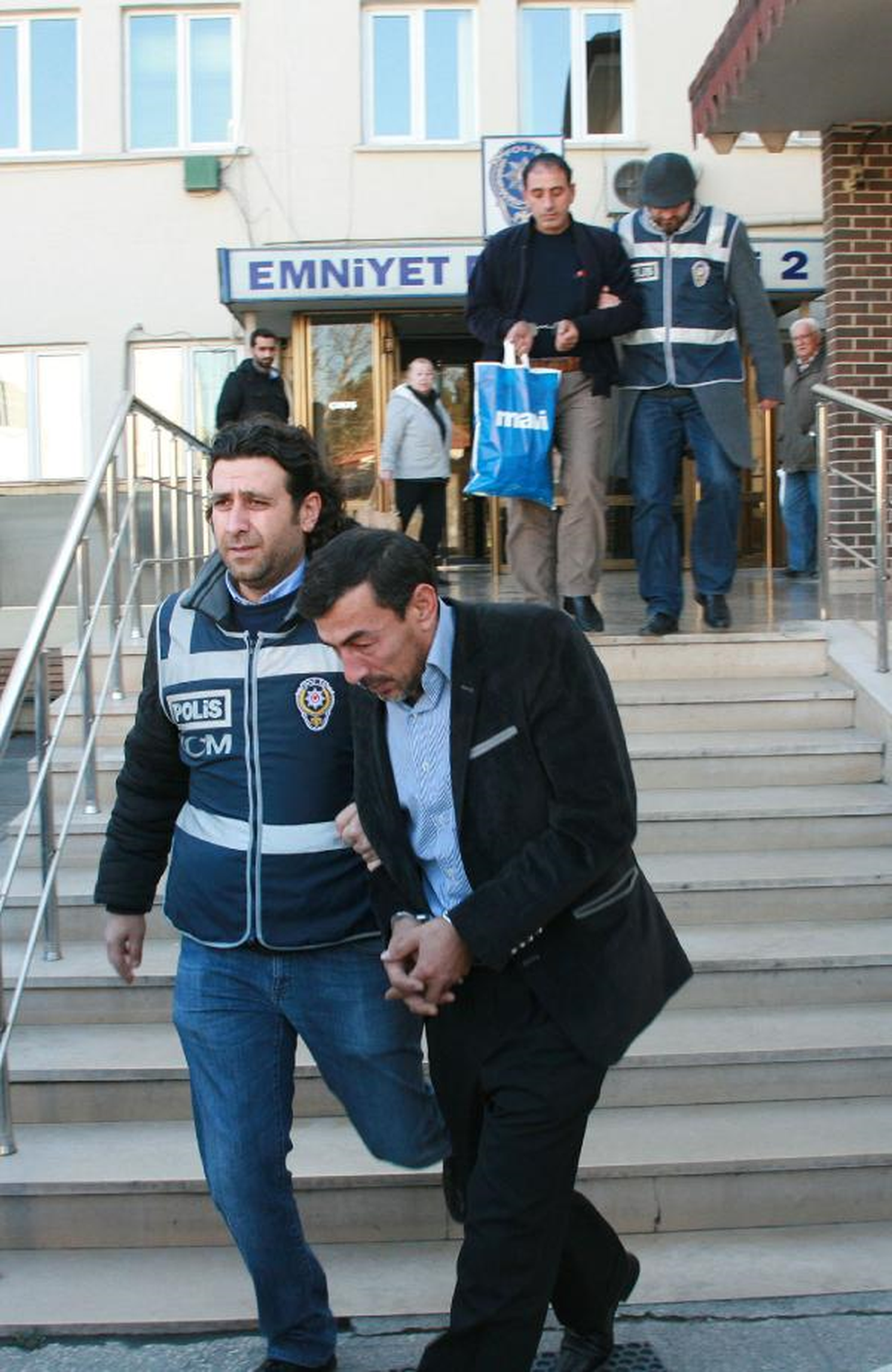 Bursa Polisi 1,5 Ton Esrar Ele Geçirdi