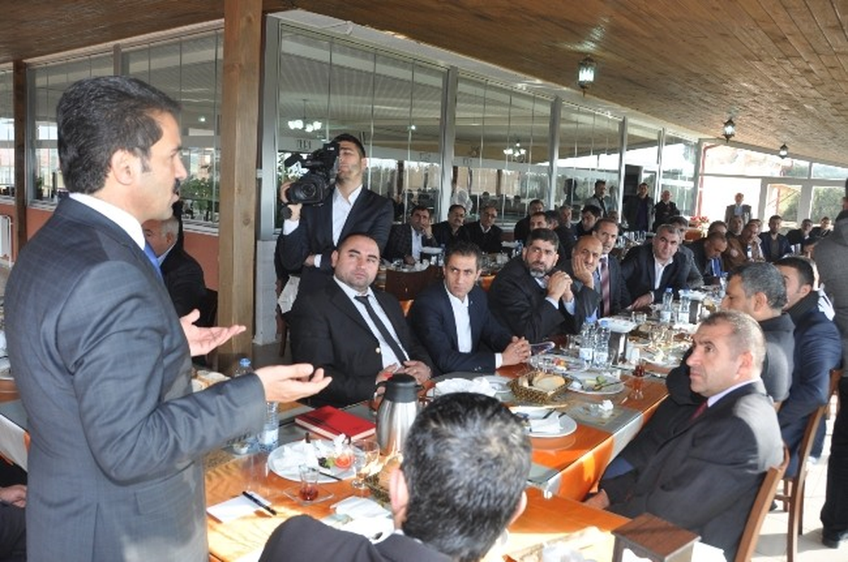 Dilovası Meclisi Aday Adayı Tanışma Toplantısında Bir Araya Geldi