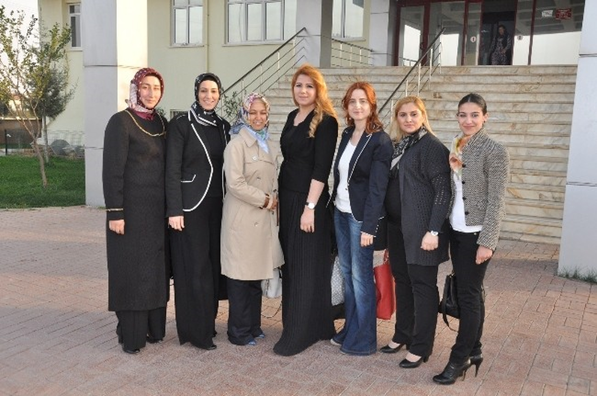 \'El Ele Vererek Engelleri Birlikte Aşmak Zorundayız\'