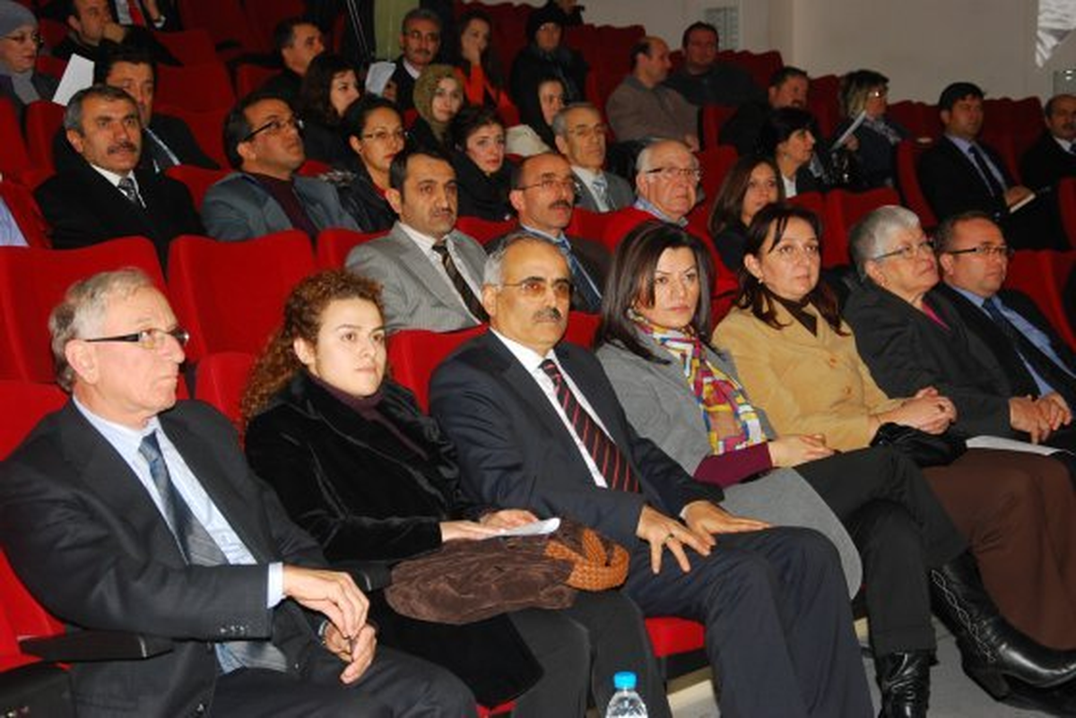 "Engelli Bakımı ve Rehabilitasyon" Çalıştayı