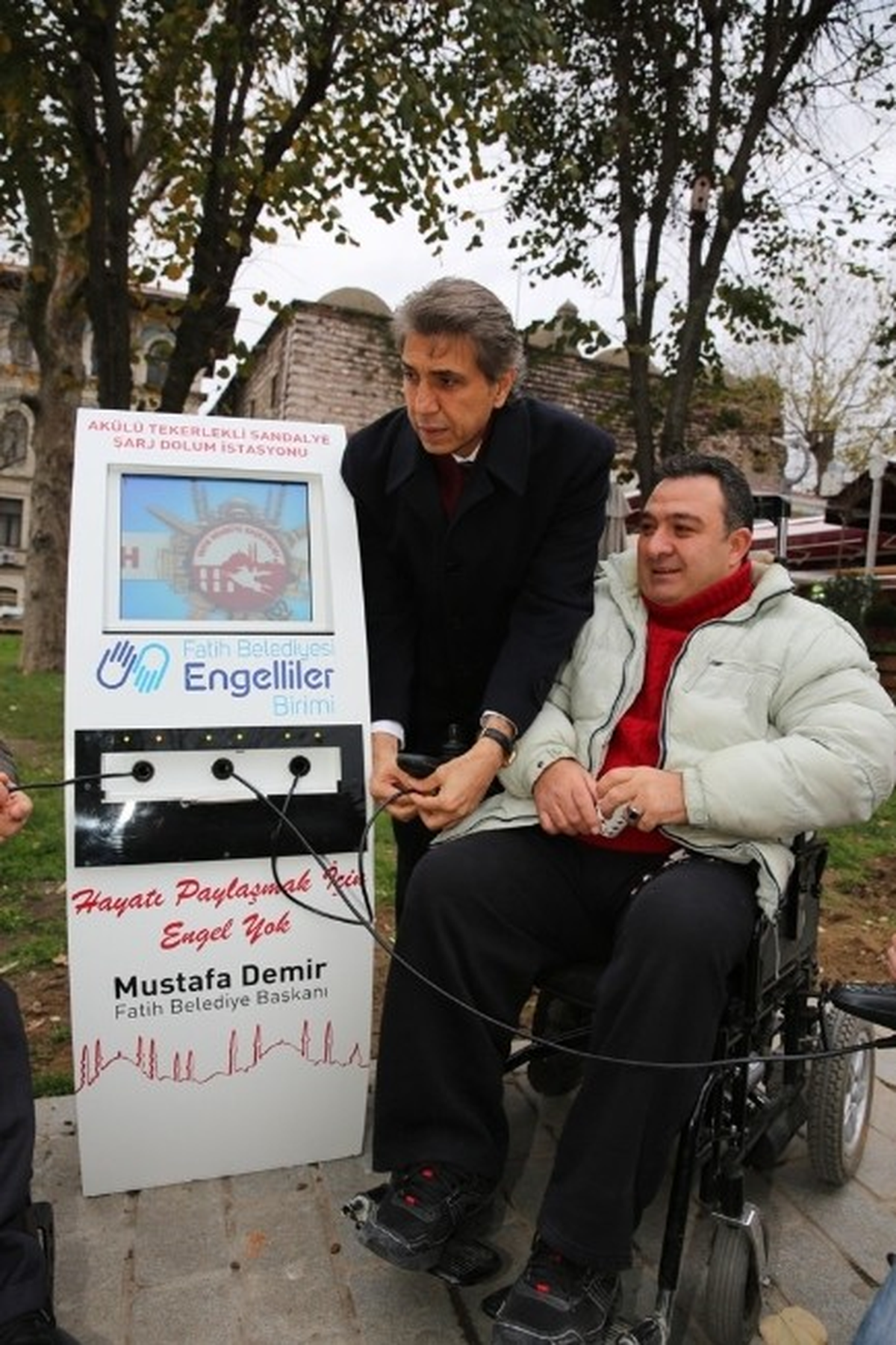 Engelliler Artık Yolda Kalmıyor