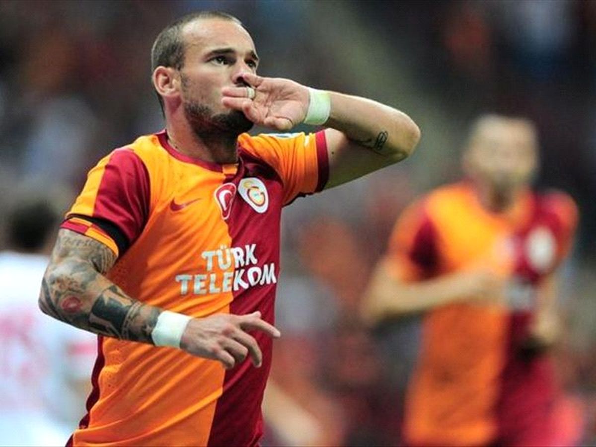 Galatasaray\'da Sneijder\'in Geleceği Ne Olacak?