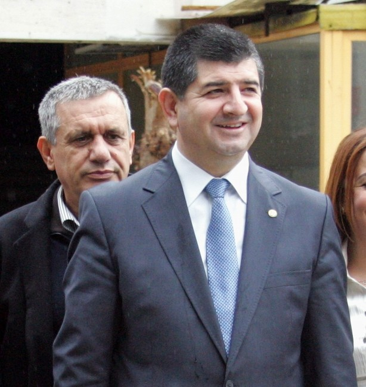 İl Genel Meclisi Üyelerinin Yıkılamayan Özel İdare Binası Eylemi...