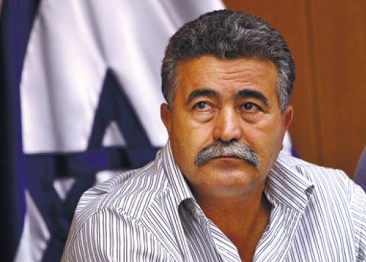 İsrail Çevre Bakanı Peretz, İstanbul\'a Geldi