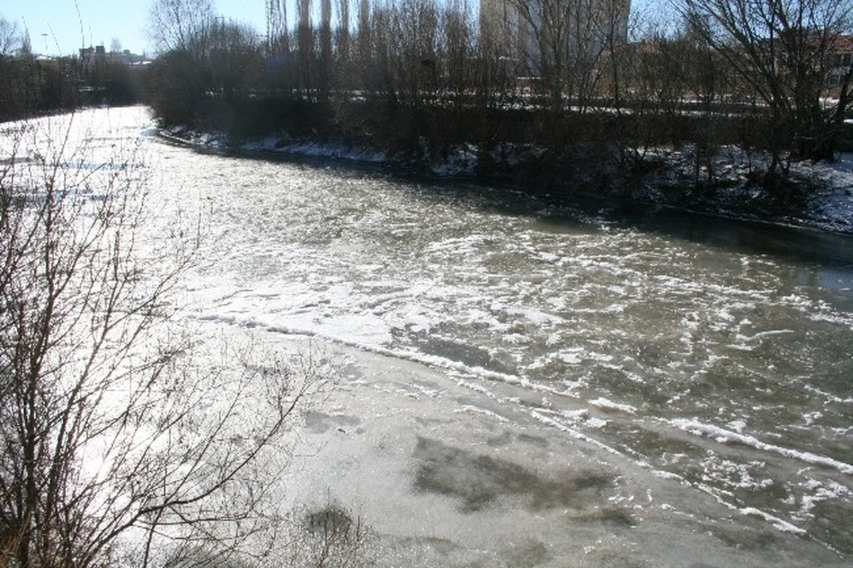 Kars Çayı Dondu