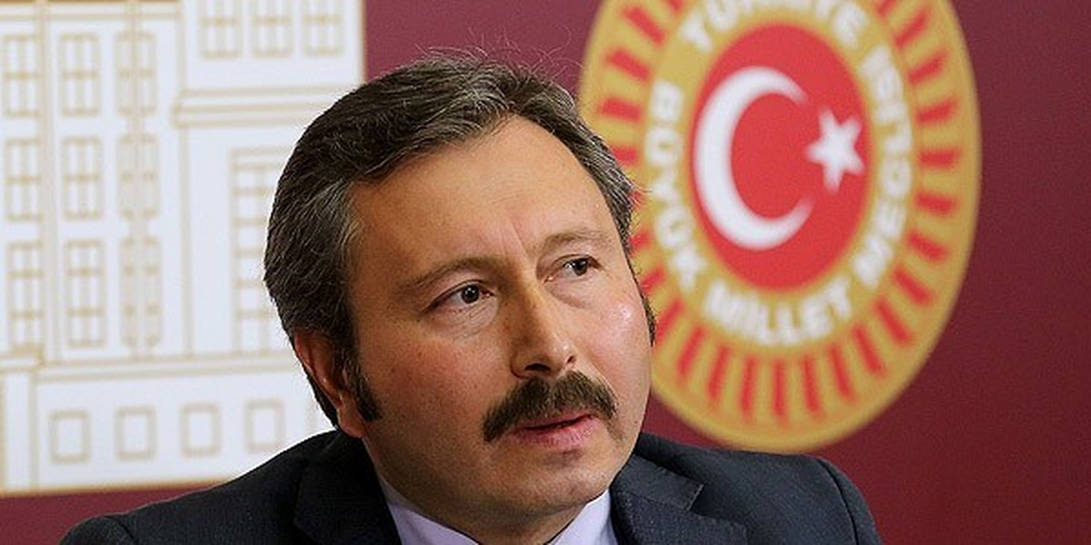 İdris Bal: Başka Partilerden Davet Alıyorum