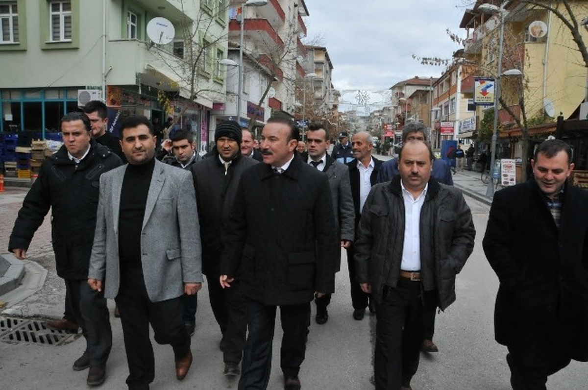 Mahalle Gezilerini Sürdüren İzmit Belediye Başkanı Nevzat Doğan Açıklaması