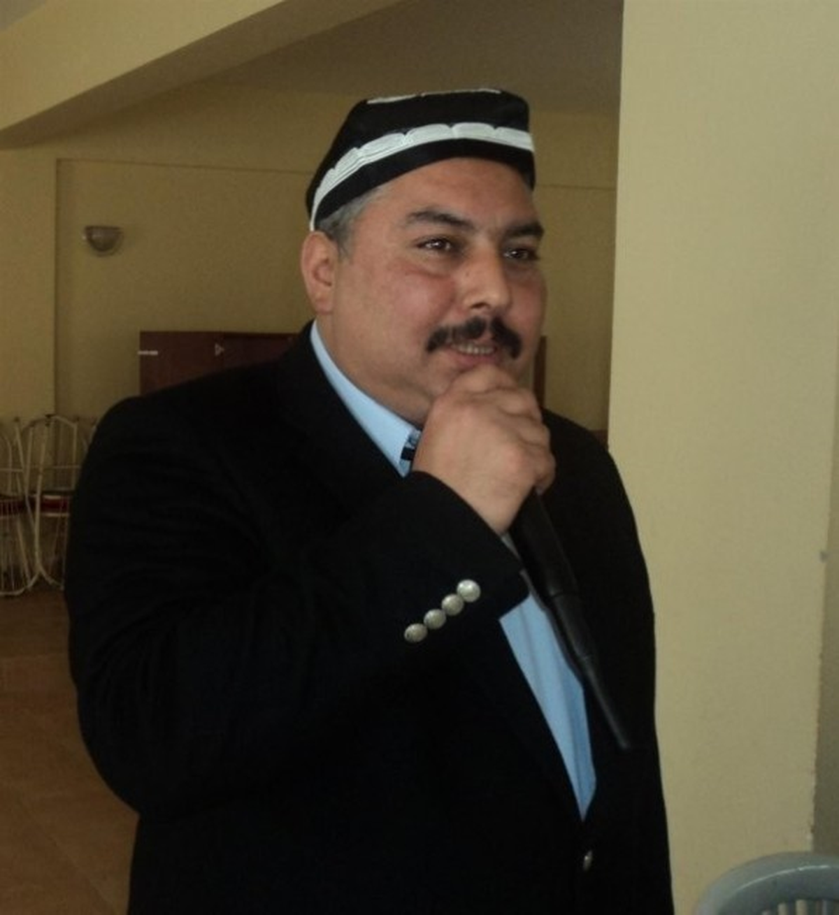 Medeni\'den Özbekistan\'a Anayasa Övgüsü