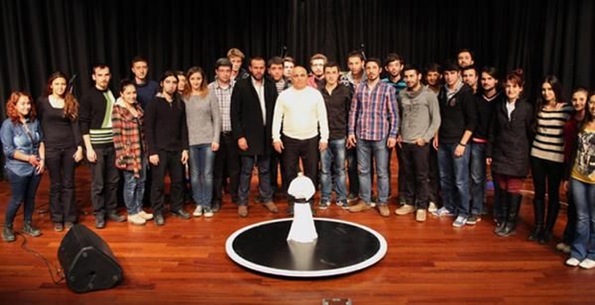 SDÜ\'de Mevlana Haftasına Özel Semazen Robot Yapıldı