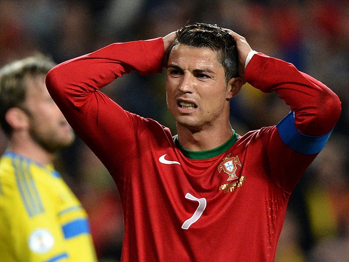 Ronaldinho: Ronaldo, Messi İle...