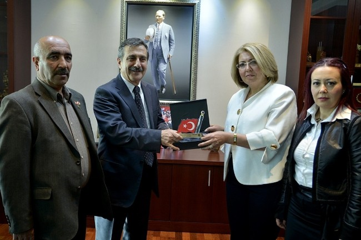 Şehit Ailelerinden Başkan Ataç\'a Ziyaret