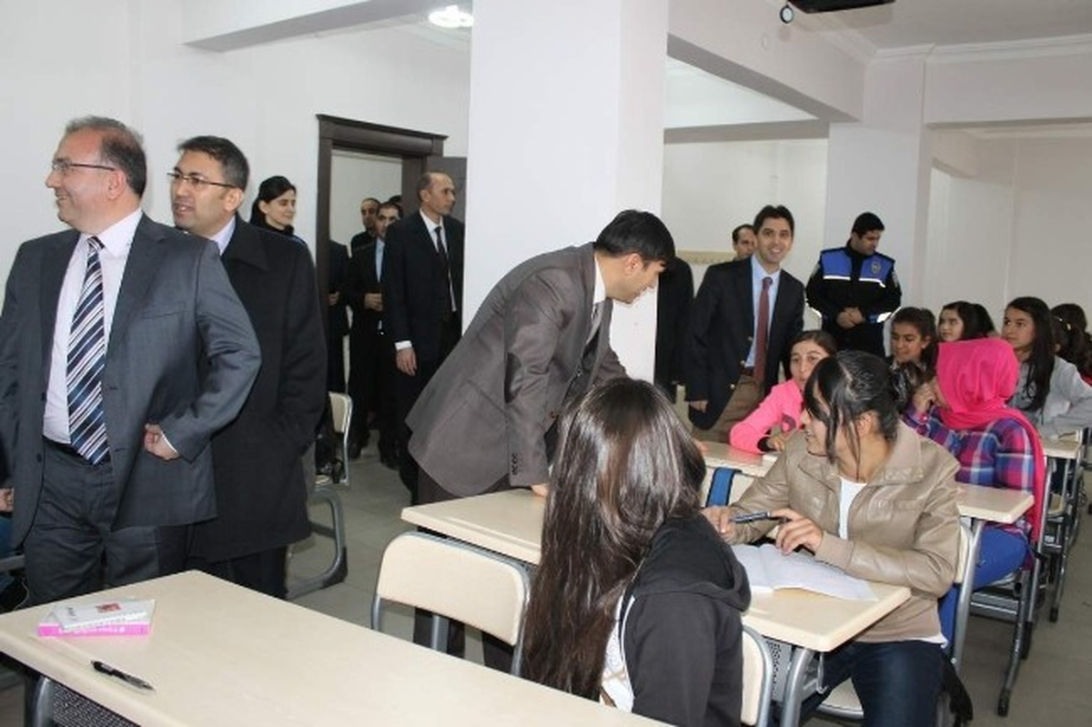 Siirt Akademi Mercek Altında