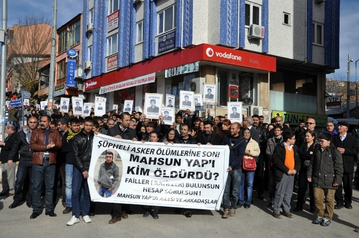Şüpheli Bulunan Asker Ölümlerine İlk Sokak Tepkisi Tunceli\'den