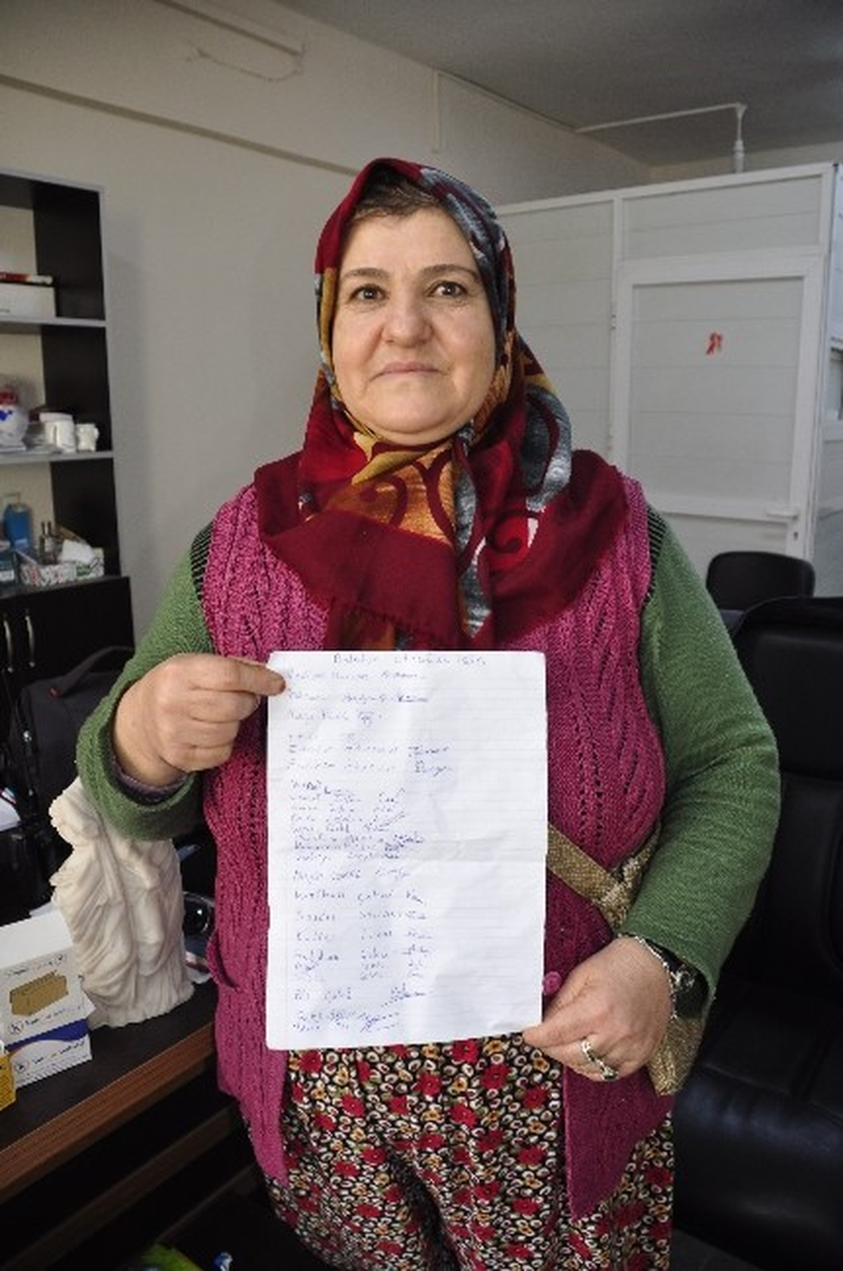 Torbalı Esenler Halkı Otobüs İçin İmza Topladı