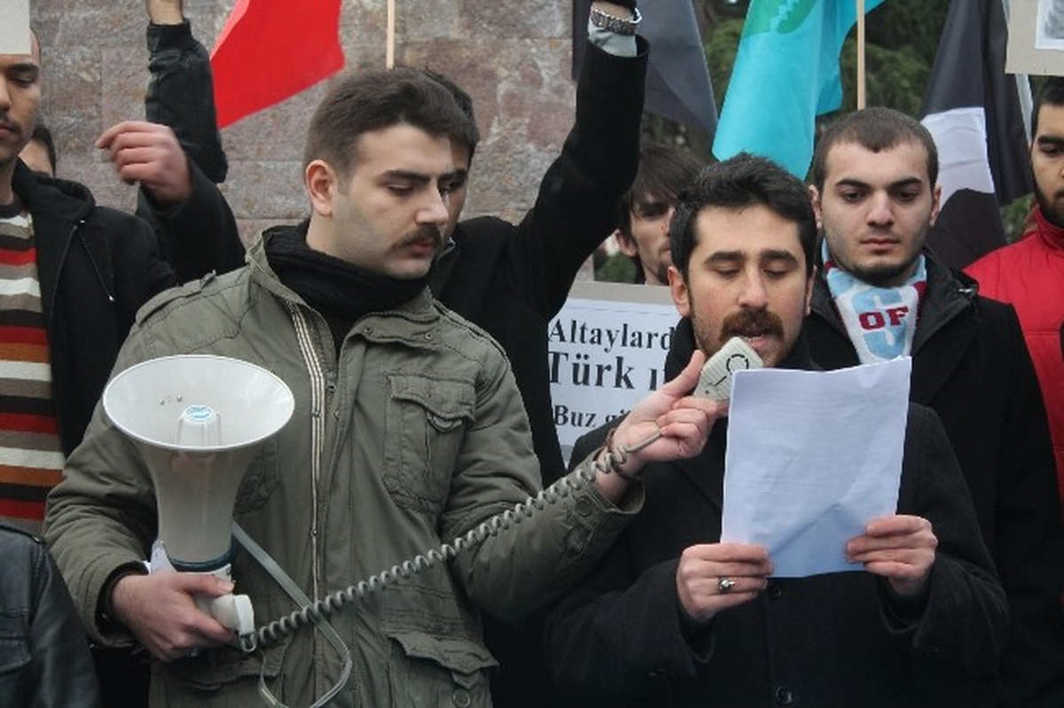 Trabzon\'dan Prof. Dr. Yasin Aktay\'ın \'Türk Diye Bir Irk Yoktur\' Açıklamalarına Tepki