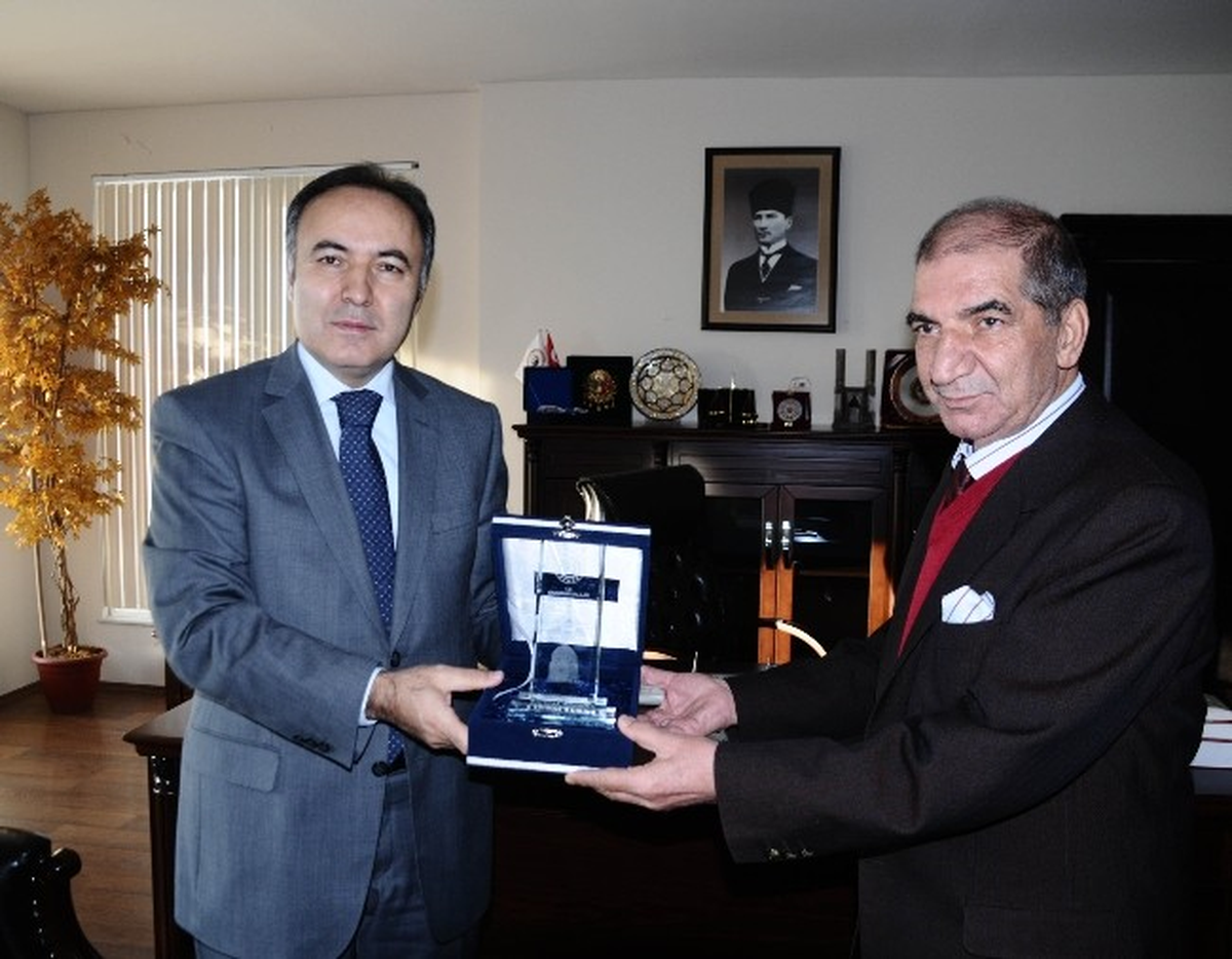 Vali Altıparmak\'tan Erzurum Baro Başkanı Av. Faruk Terizoğlu\'na Nezaket Ziyareti