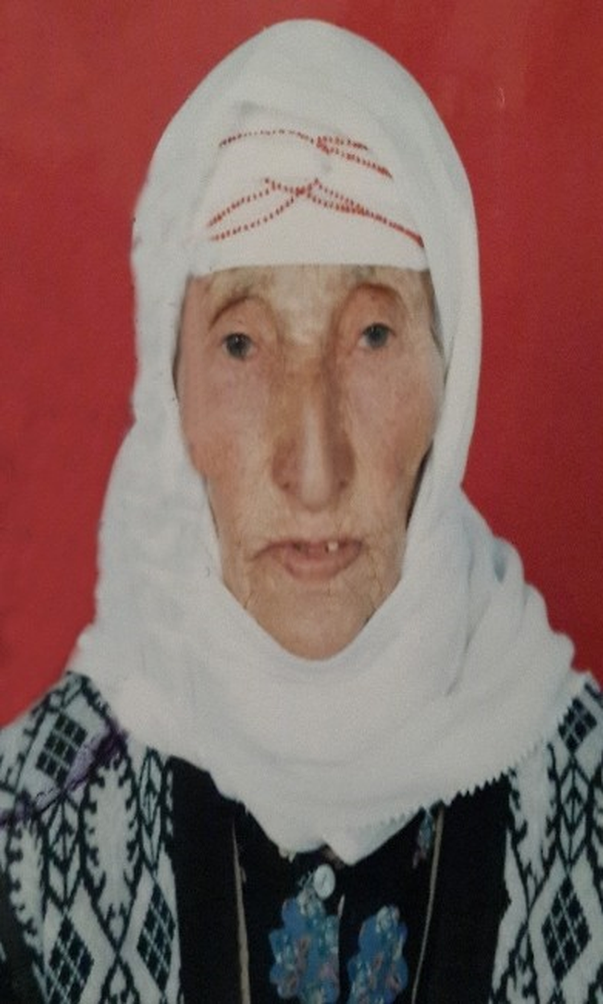 Yaşlı Kadın, Buz Tutan Merdivenden Düşerek Hayatını Kaybetti