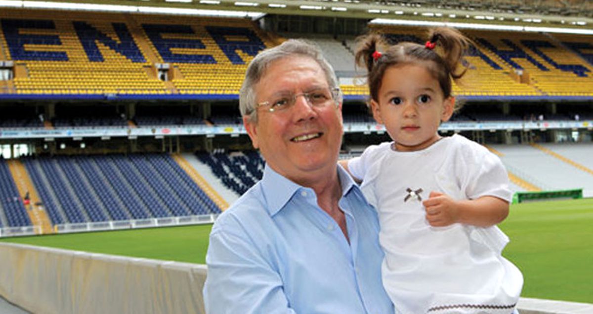 Aziz Yıldırım'ın Torunu Sahaya İndi