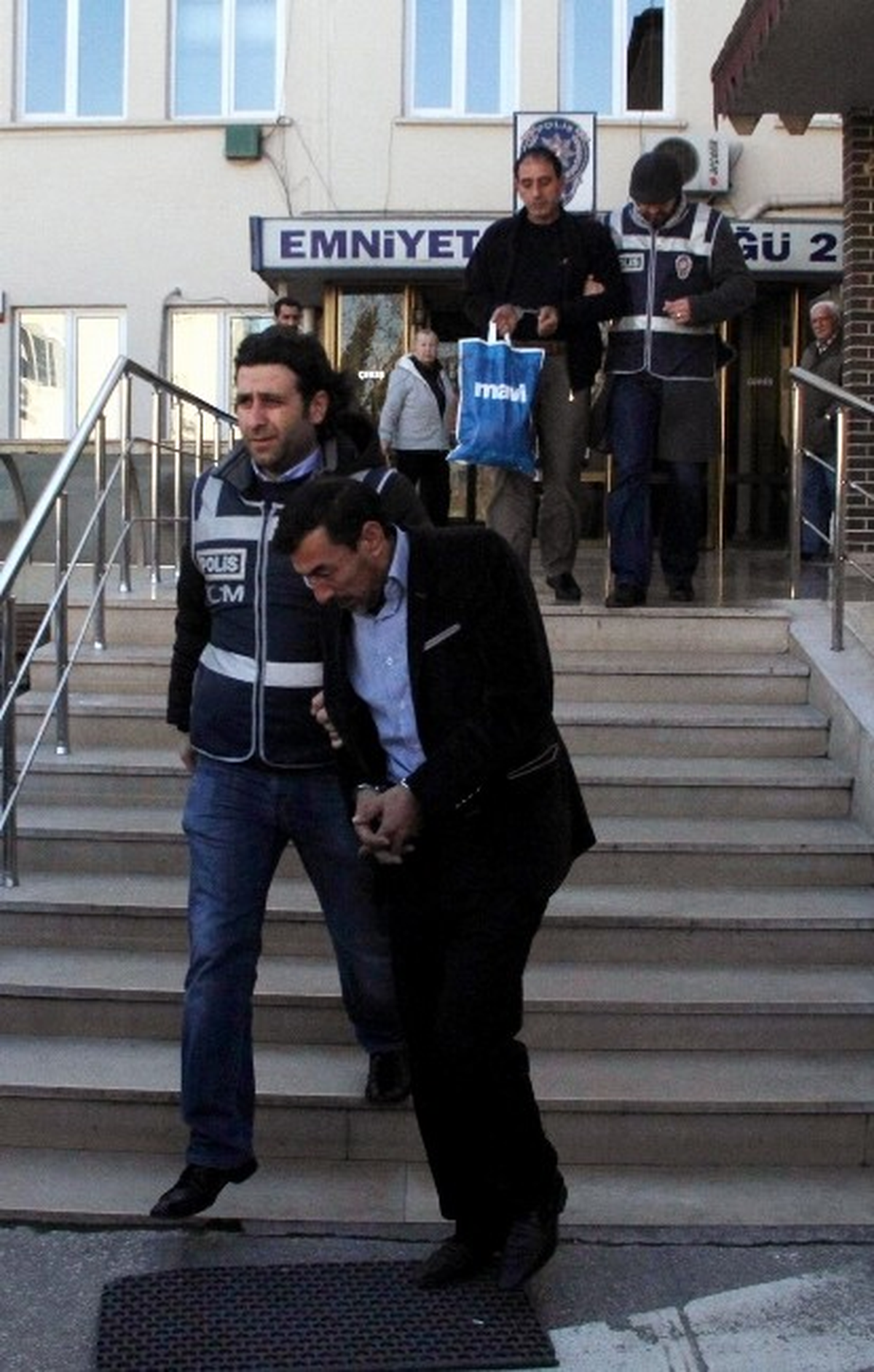 1.5 Ton Esrarla Yakalanan 2 Kişi Tutuklandı