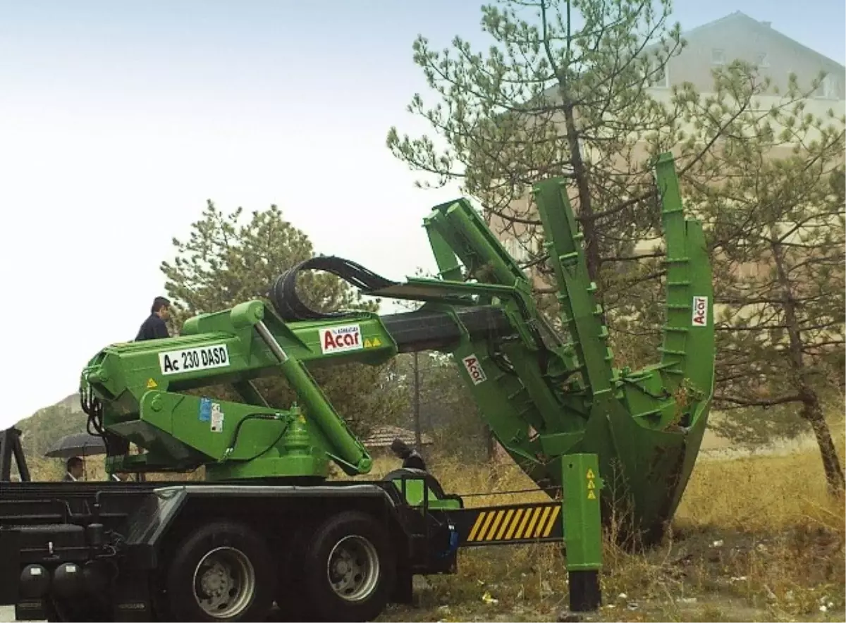 Ağaçları Kökünden Sökmede Bir İlk