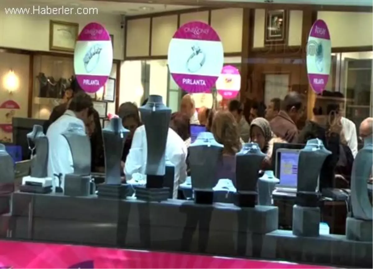 Eskişehir'de Geleneksel Altın Çadır Günleri Başladı