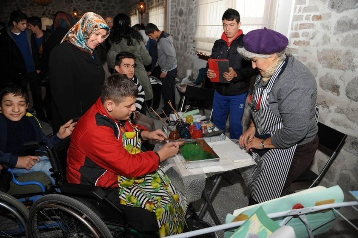 Altındağ Belediyesi Engelli Öğrencilere Kucak Açtı