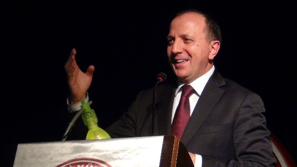 Başarının Formülü Yeni Yüzyıl Üniversitesi\'nde Konuşuldu