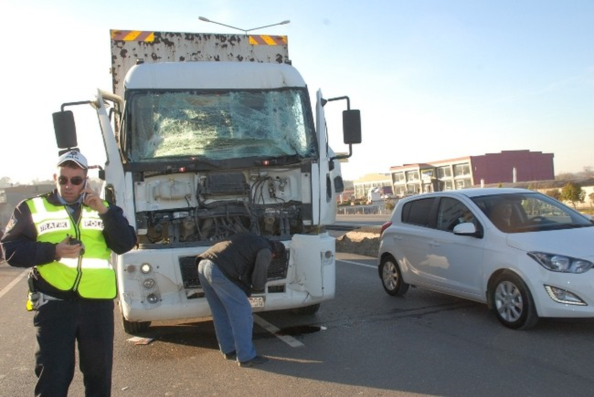 Biga\'da Trafik Kazası: 1 Yaralı