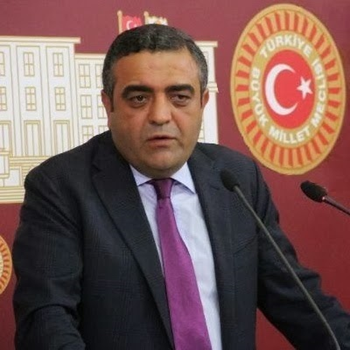 Chp\'li Tanrıkulu, Din Görevlisi Sayısını Sordu