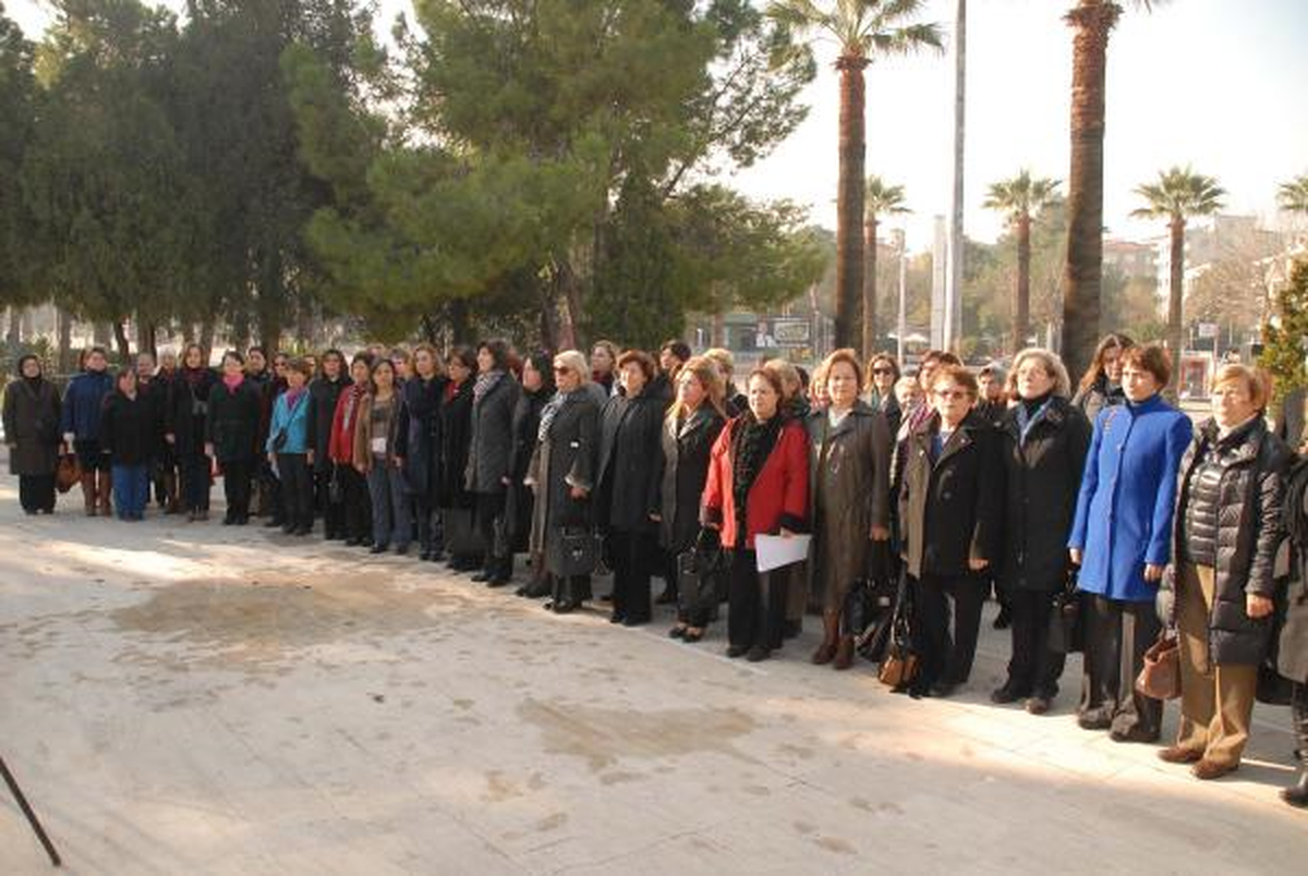 Kadınlardan \'Cinsiyet Kotası Getirilsin\' Talebi