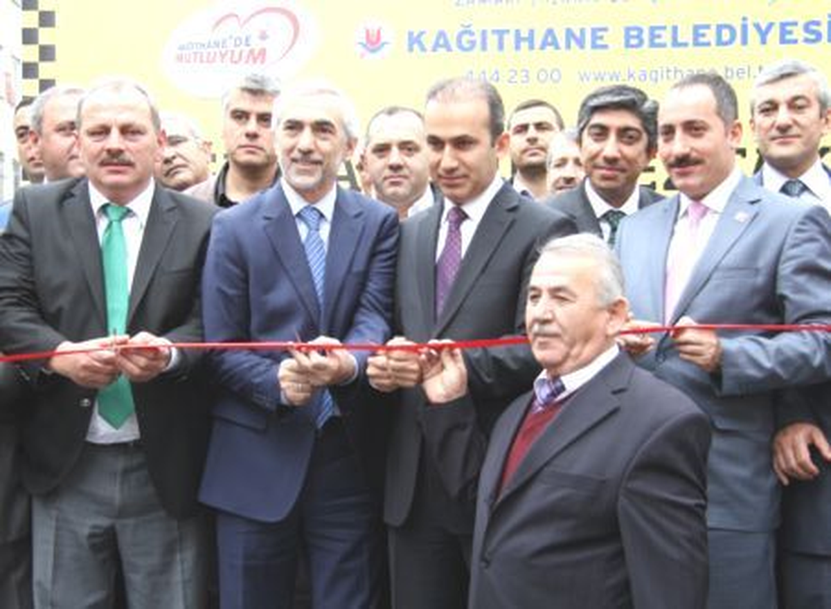 Kağıthane\'ye Modern Taksi Durakları
