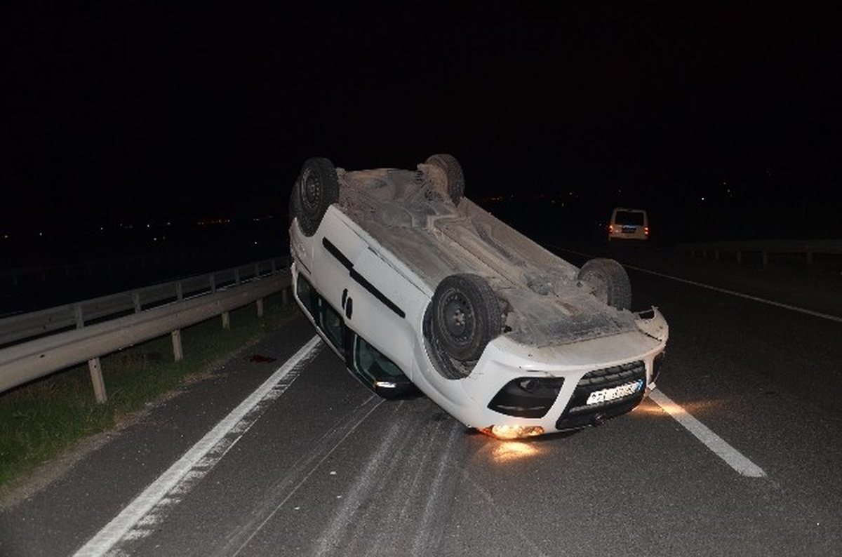 Kamyonet Takla Attı: 3 Yaralı