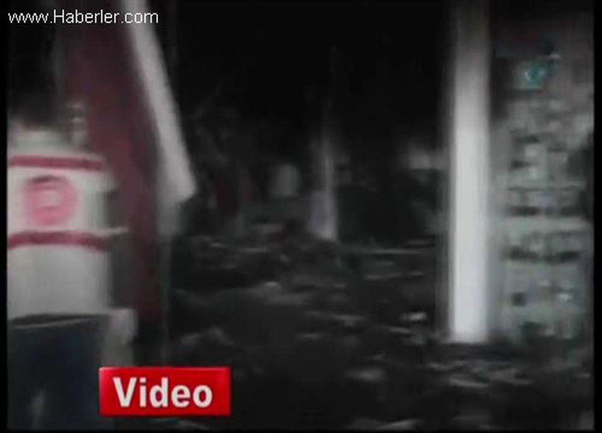Kerkük\'te İstihbarat Müdürlüğü Binasına Saldırı: 10 Ölü