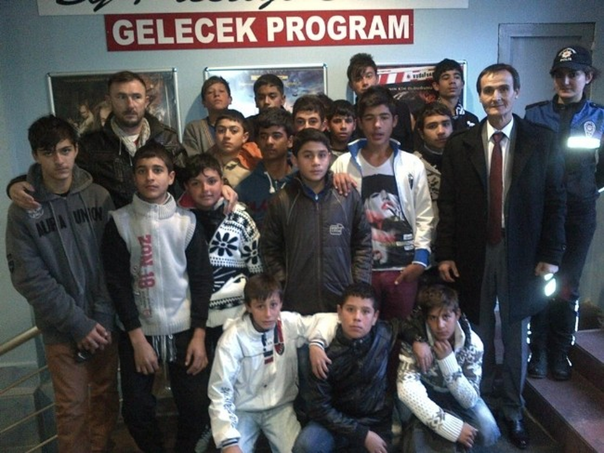 Kırklareli Emniyetinden "Sokaktan Spora" Projesi