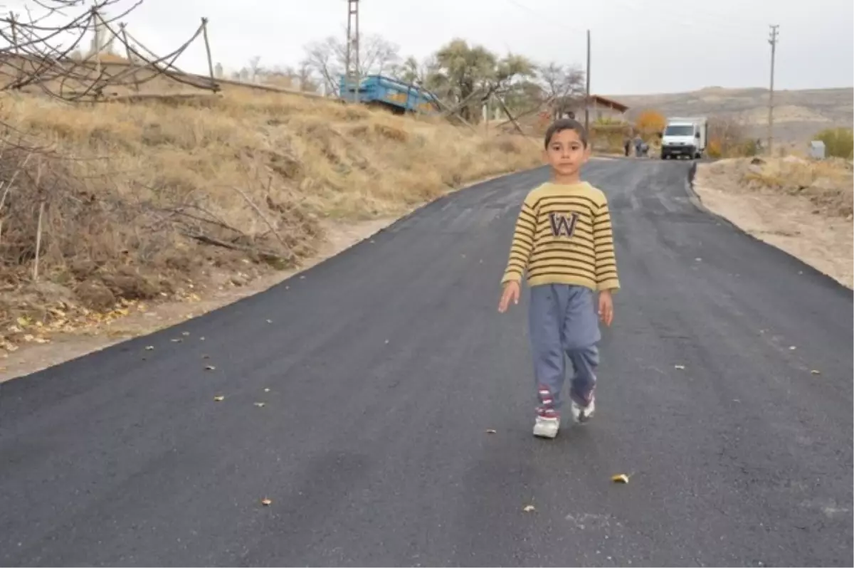 Kocasinan, Kızık ve Elagöz\'de Asfalt Çalışması Yaptı