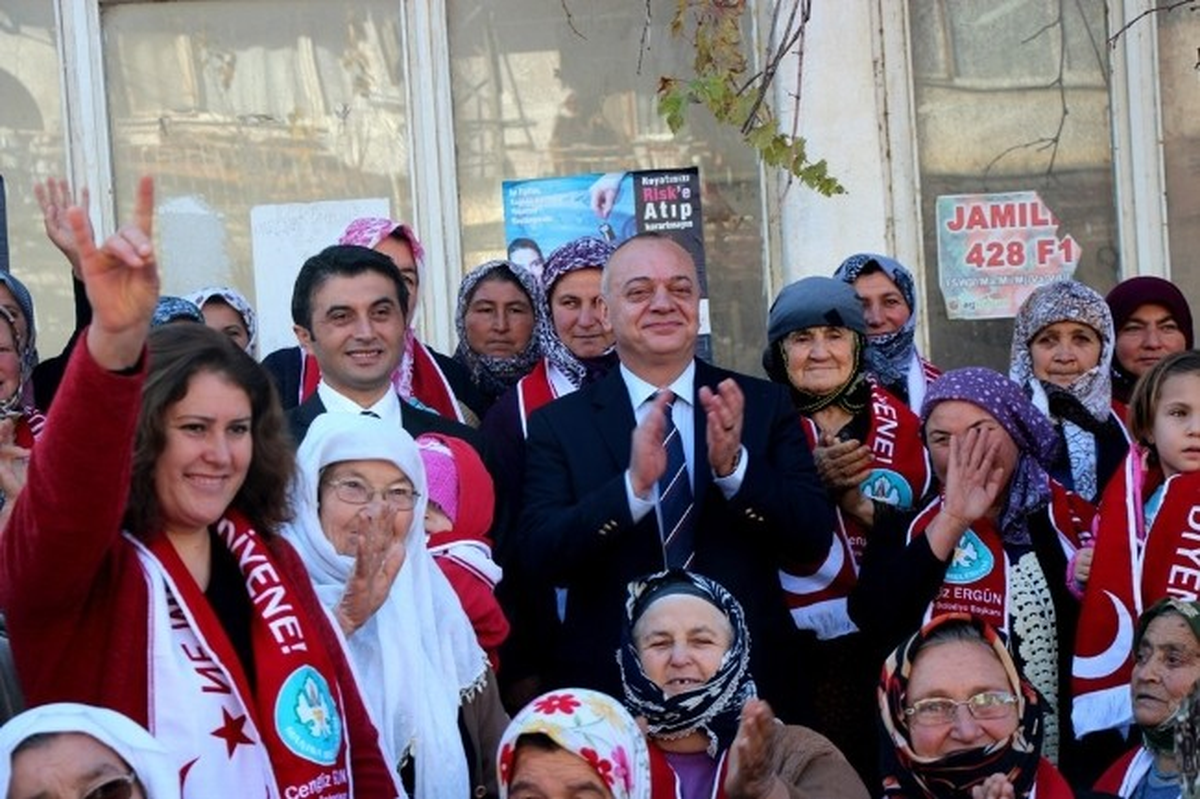 Manisa Büyükşehir Belediye Başkanı\'na Sarıgöl\'de Büyük İlgi
