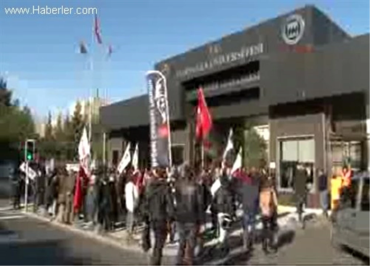 Marmara Üniversitesi\'nde Eylem
